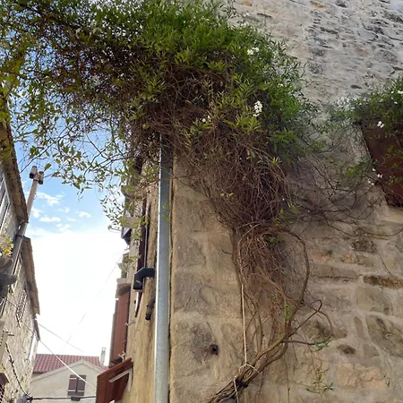 Pundinica * Kaštela