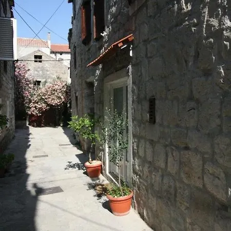 Pundinica Apartment *